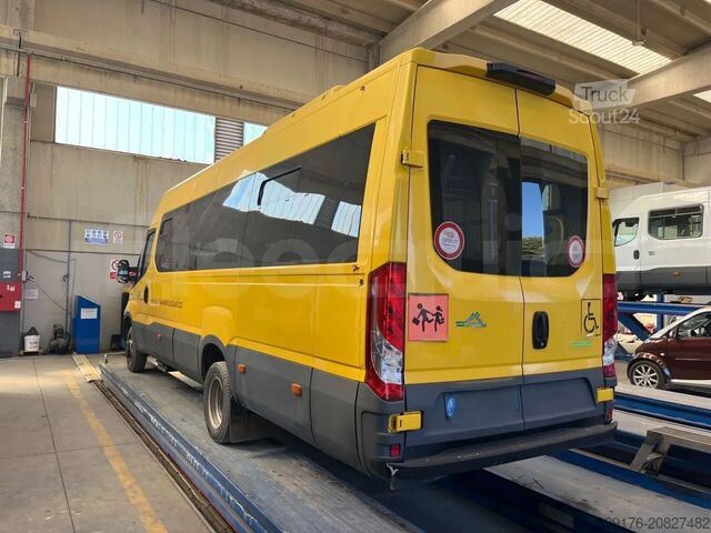 Autobus linee interurbane IVECO Daily 50C14N