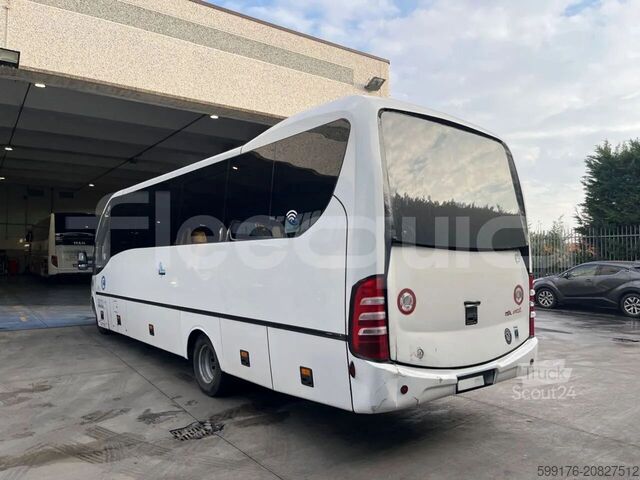 Autobus linee interurbane IVECO Daily