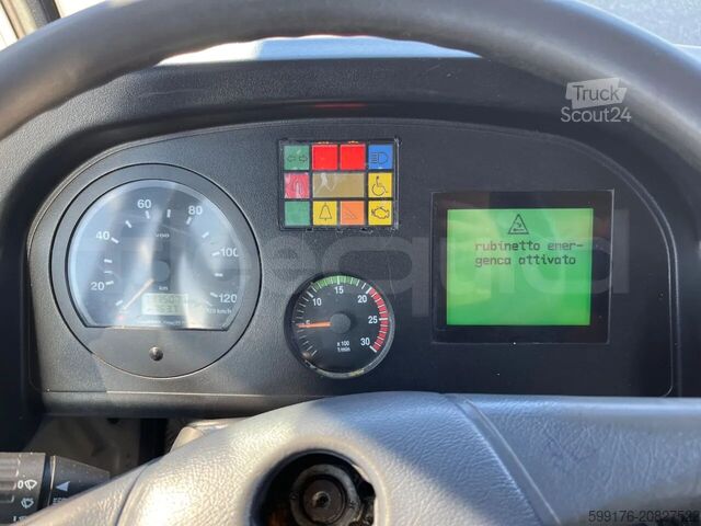 Autobus articolato Mercedes-Benz O 530