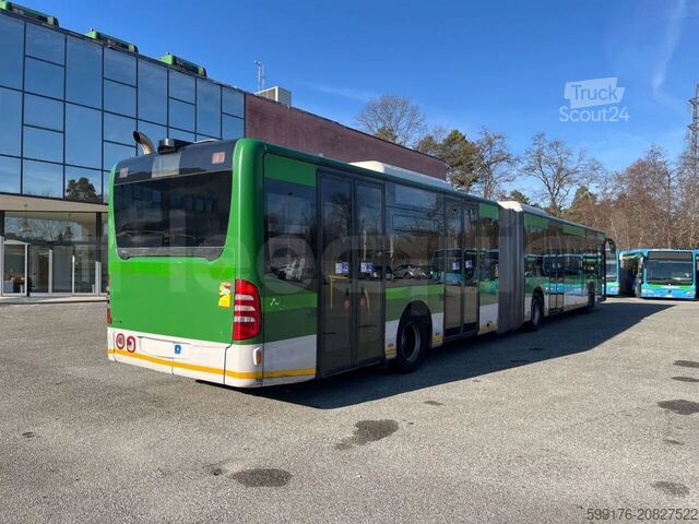 Autobus articolato Mercedes-Benz O 530