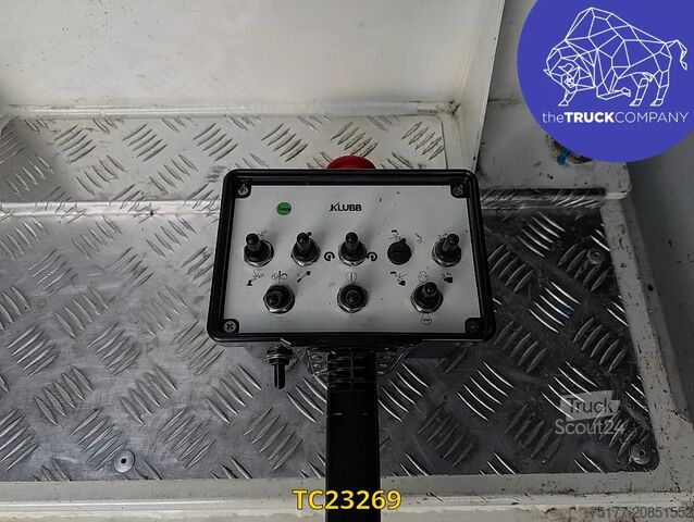 Подъемная платформа Renault Master Hoogtewerker