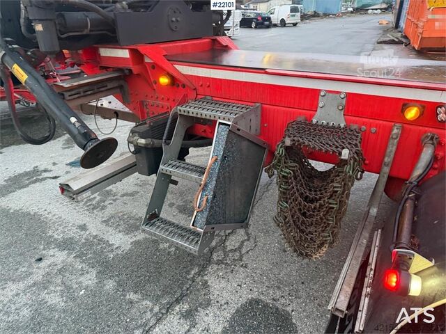 Log transporter Volvo FH16 8x4 Globetrotter Royal timber truck w/Loglift