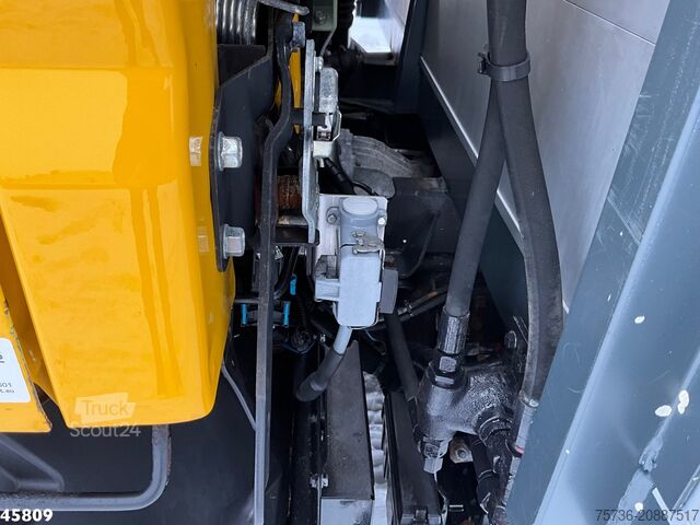 Plataforma de carga FUSO Canter 3S13 Just 80.079 km!