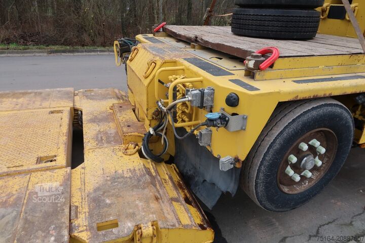 Semirremolque de plataforma baja Goldhofer STHP/XLE 6