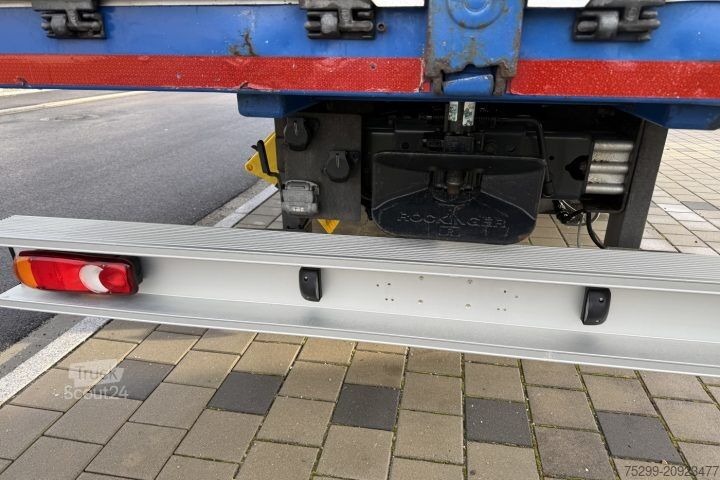 Jeřáb na nákladním automobilu Renault D Wide 18.380 4x2 F135A.22 / Swiss-Vehicle