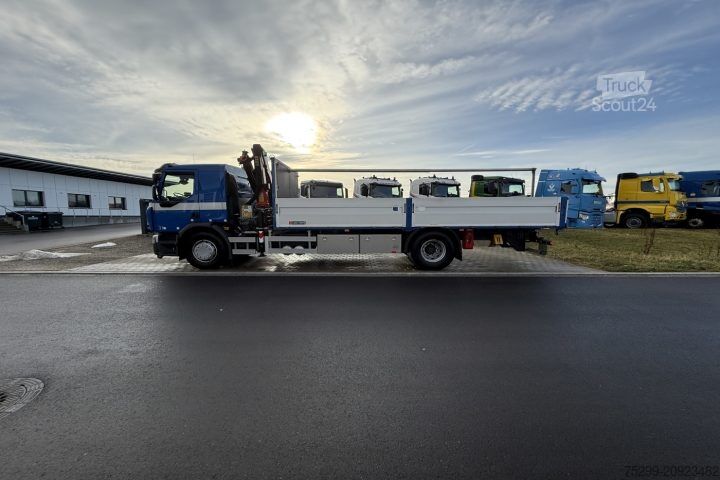 Jeřáb na nákladním automobilu Renault D Wide 18.380 4x2 PK 12002 EH / Swiss-Vehicle