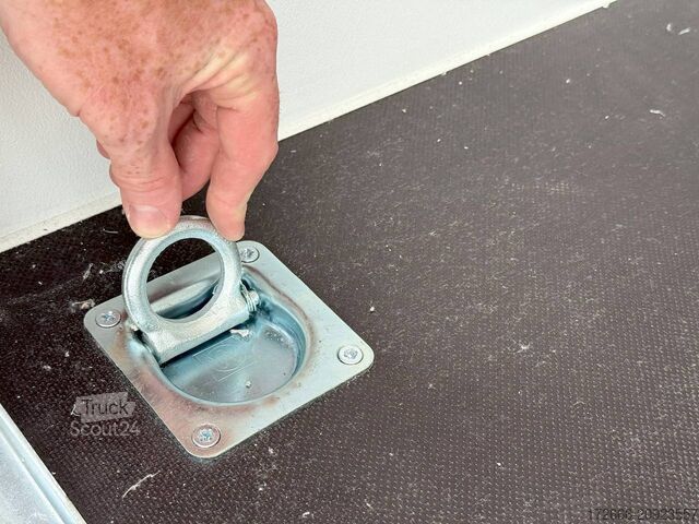 Kasa dorse Blyss F1326HD | RAMPE 262X135X150CM 1300KG KOFFERANHÄNGER