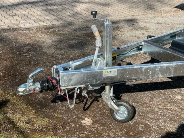 Üç yöne devirmeli römork SARIS K1 306 170 2700 E elektrisch mit Rampenschächten