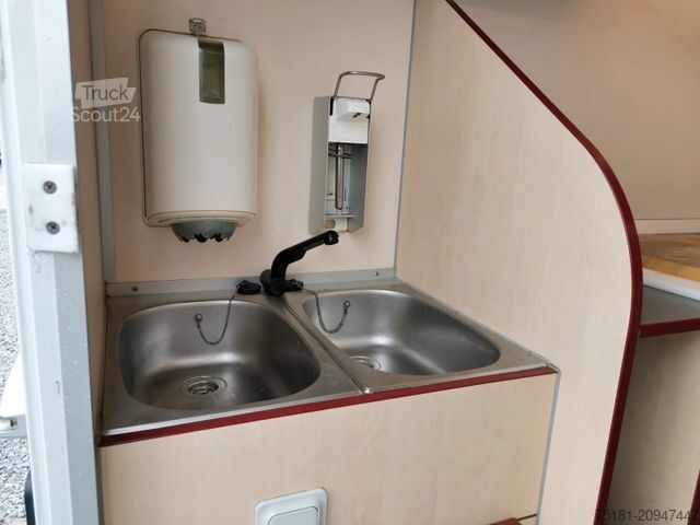 Furgon RENAULT Master 2.5DCI Mobile Verkaufsstelle/ 230V