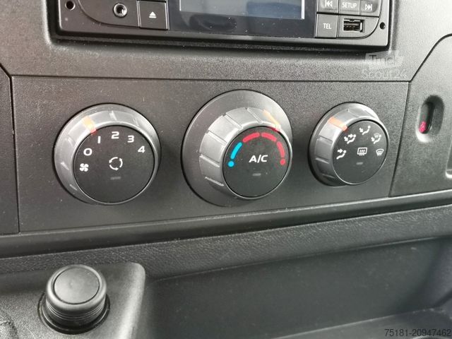 Dubă cu acoperiș înalt RENAULT Master 130DCI L3H2 / KLIMA/ 97000KM