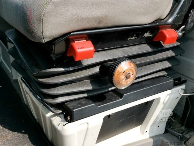 Furgão frigorífico VOLKSWAGEN LT 35 2.5TDI/80KW EUTEKTISCHE KÜHLUNG/ 380V/AHK