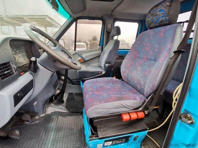 Dubă pick-up MERCEDES-BENZ SPRINTER 412D PRITSCHE 4,2M/5 SITZE/WINDE/AHK 3T
