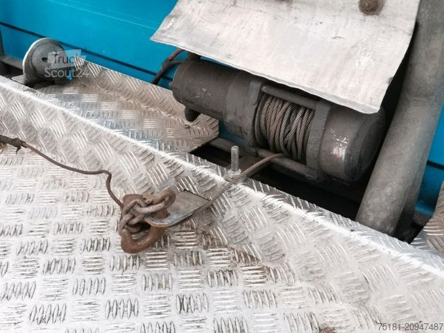 Dubă pick-up MERCEDES-BENZ SPRINTER 412D PRITSCHE 4,2M/5 SITZE/WINDE/AHK 3T