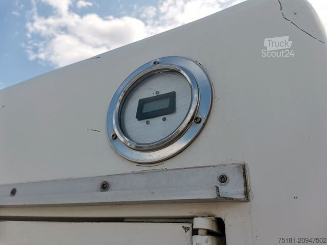 Furgão frigorífico VOLKSWAGEN LT 28 2.5TDI/66KW EUTEKTISCHE KÜHLUNG/ 380V