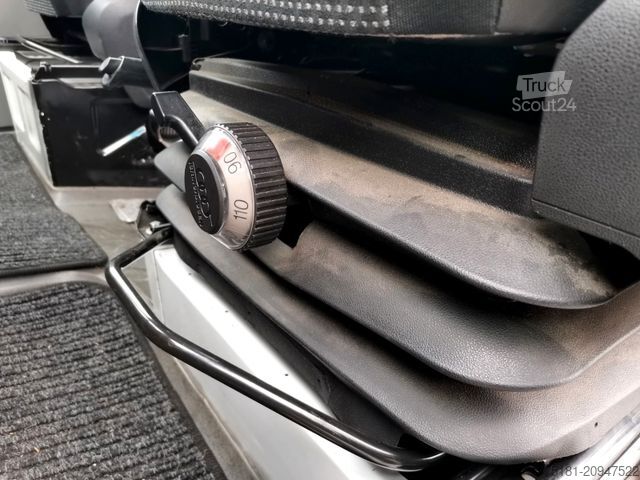 Furgon MERCEDES-BENZ Sprinter 519CDI MINI-SATTEL/ SCHLAFE/ BIS 3,5T