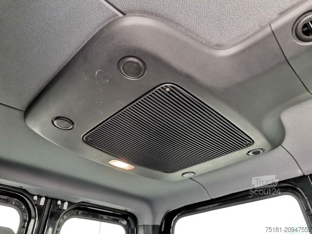 Microbuz MERCEDES-BENZ Sprinter 211CDI L1H1/ 9 SITZE/KLIMA