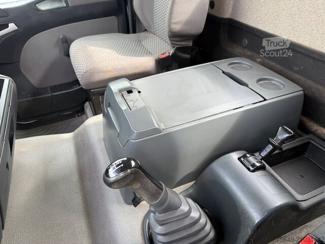 Grue à tour MAN TGM 18.240 4x4 TGM 18.240 4x4 BB mit Kran Palfinger PK9501