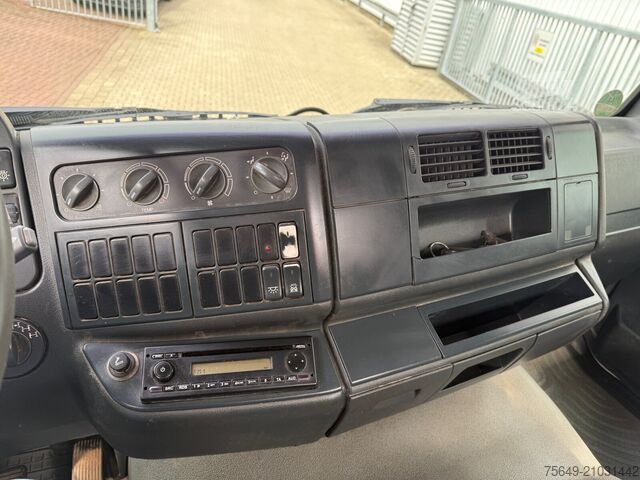 Grue à tour MAN TGM 18.240 4x4 TGM 18.240 4x4 BB mit Kran Palfinger PK9501