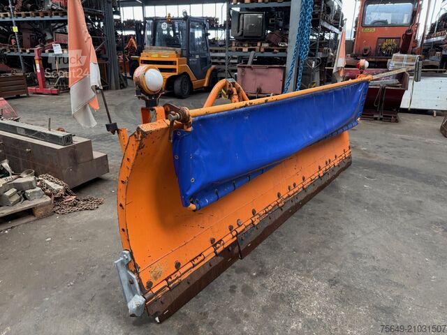 Speciale doeleinden vrachtwagen Schmidt Schneeräumschild Schneeräumschild