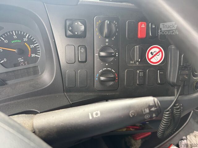 Fourgon tôlé Mercedes-Benz Atego 818 L 4x2 Atego 818 L 4x2, Getränkekoffer, 2x AHK