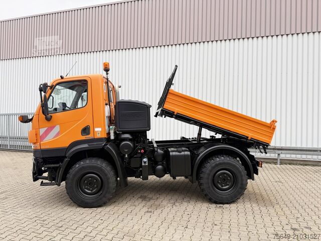Unimog Unimog U 20 4x4 U 20 4x4, Kipper, Zapfwelle, Winterdienstausstattung, 2x AHK