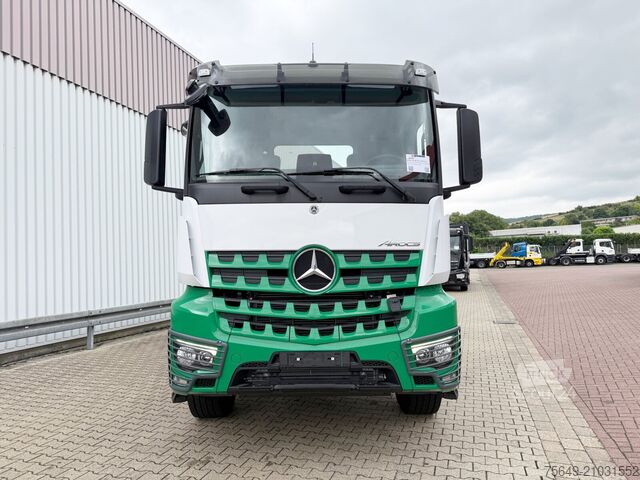 Grue à tour Mercedes-Benz Arocs 1840 K 4x2 Arocs 1840 K 4x2, MultimediaCockpit, Alu-Bordwände, Kran Fassi F135, Funk