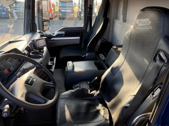 Camion-grue MAN TGS TGS  36.440 8x2 HMF 4020 K8