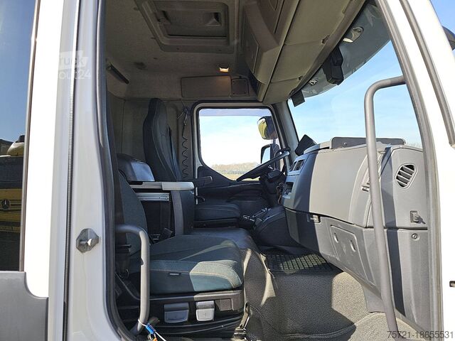 Suitcase VOLVO FL 220.12 AIRCO LIFT SIDE DOOR