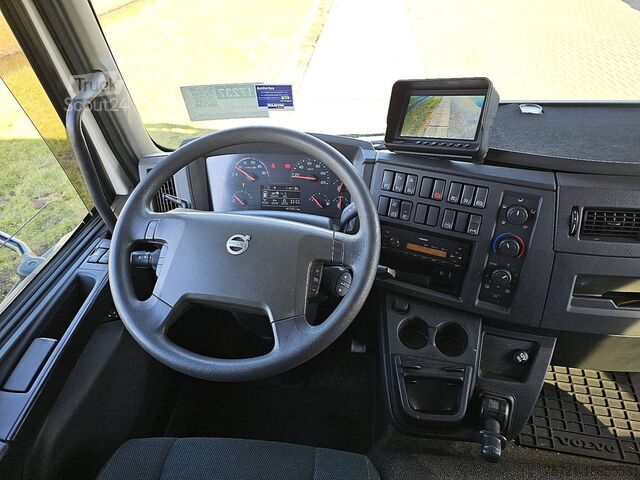 Suitcase VOLVO FL 220.12 AIRCO LIFT SIDE DOOR