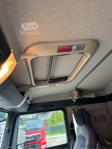Standaard trekker MAN TGX 18.460 XL /1xBett/Retarder/Voll-Spoiler