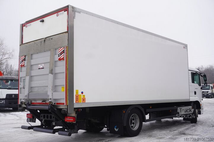 Box truck MAN TGM 18.290 4x2 LL / Container 18 EPAL