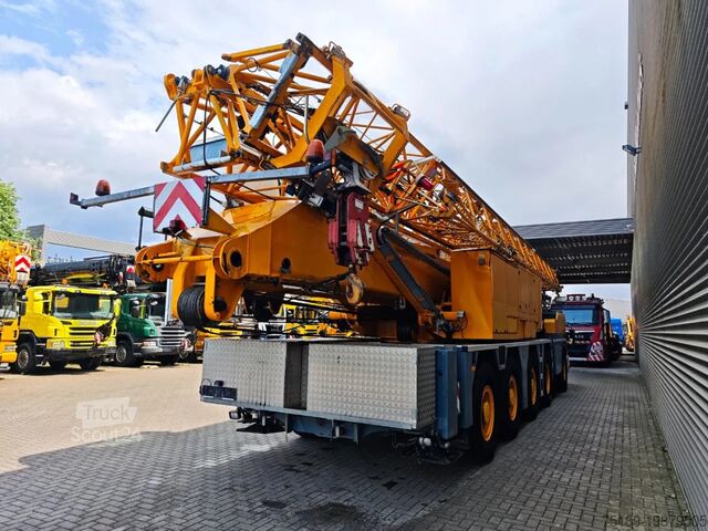 Grue à tour Liebherr MK100