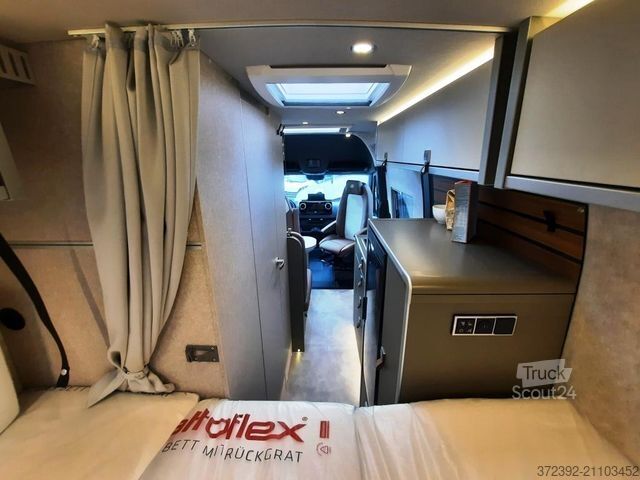 Camper van HYMER/ERIBA Camper Van Grand Canyon S 700 Verfüg./Sparen Sie