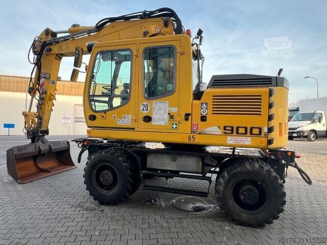 Mobiele graafmachine Liebherr A 900 C ZW Litronic / 19.616 h / 2009