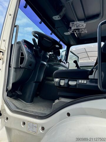 Haakarm vrachtwagen MAN TGA 35.480 8x4