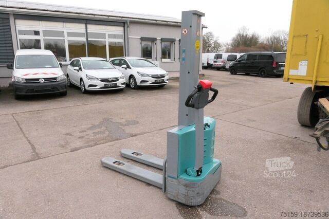 Hochhubwagen jungheinrich EPL 110