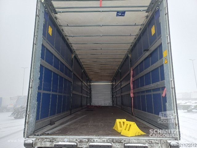 Semirremolque abierto con toldo Schmitz Cargobull Curtainsider Standard Getränke