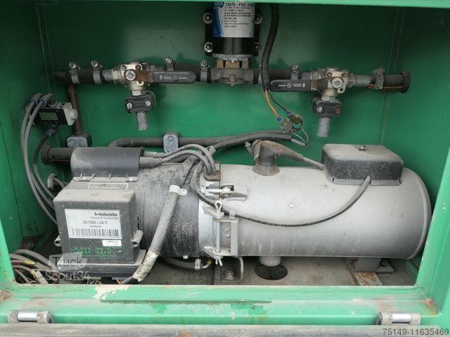 Autocisternă de vidanjare MAN 35.464 FVNLC 8x2, Müller-Fatmaster, Saugaufbau
