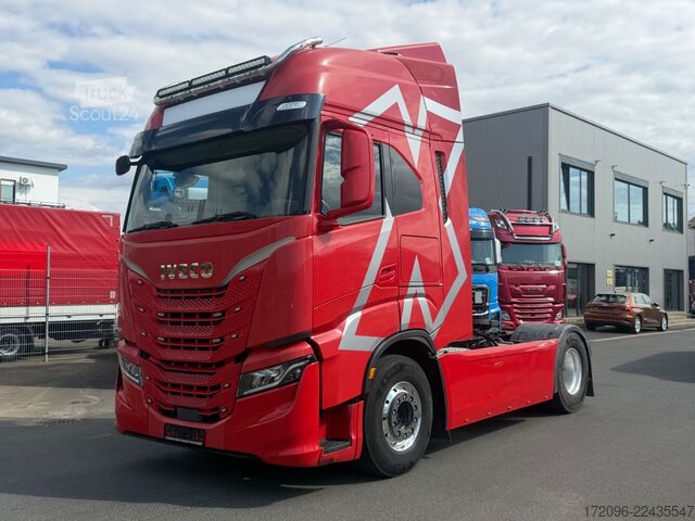 Standaard trekker IVECO S-way 570 Luft/Luft, Retarder, Hydraulik, 2x PTO
