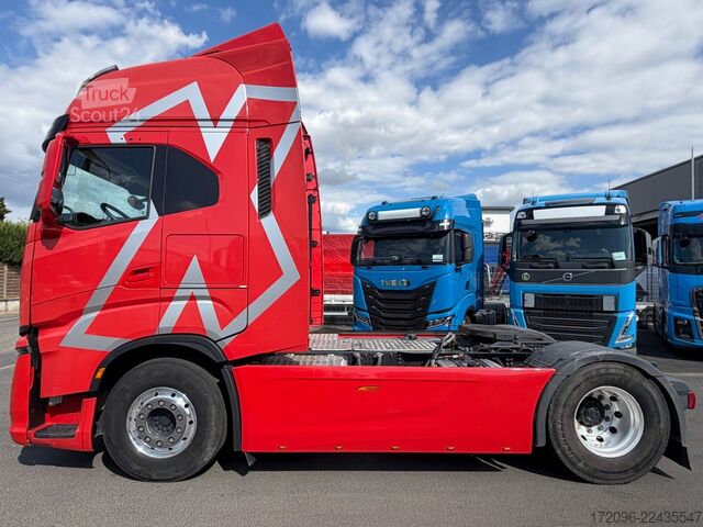 Standaard trekker IVECO S-way 570 Luft/Luft, Retarder, Hydraulik, 2x PTO