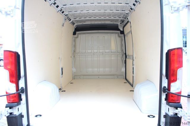 Bestelwagen met verhoogd dak OPEL Movano C  HKa L3H2 3,5t Kamera Navi  PDC Holzbo.