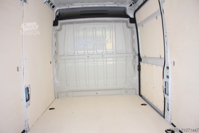 Bestelwagen met verhoogd dak OPEL Movano C  HKa L3H2 3,5t Kamera Navi  PDC Holzbo.