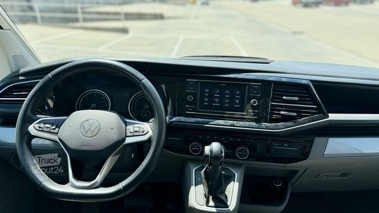 Kamper kombi Volkswagen California Ocean 2023 | Automática | Techo elevable