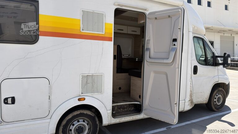 Caravana semiintegrada 2024 Fiat Ducato Weinsberg Carasuite Entièrement équipé | Couchages 5