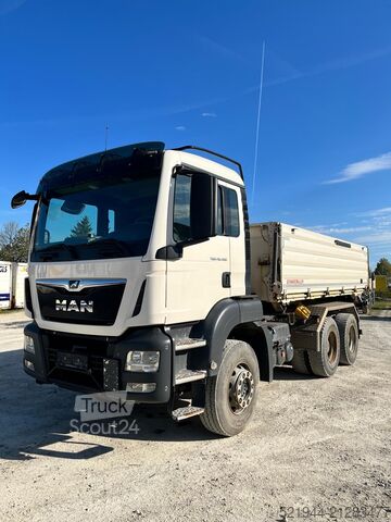 Trójstronna wywrotka MAN TGS 26.460 6x4 Dreiseitenkipper Schwarzm