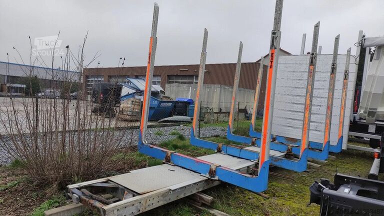 Transporteur de bois Diversen SCHEMELAUFBAU MIT ExTe Rungen, Schemel SCHEMELA...