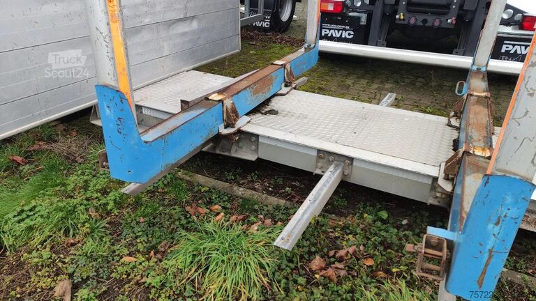 Transporteur de bois Diversen SCHEMELAUFBAU MIT ExTe Rungen, Schemel SCHEMELA...