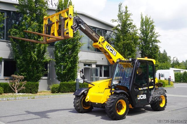 Teleskopski nakladalniki JCB 525-60T5 / 2022 / 860 MTH! / joystick