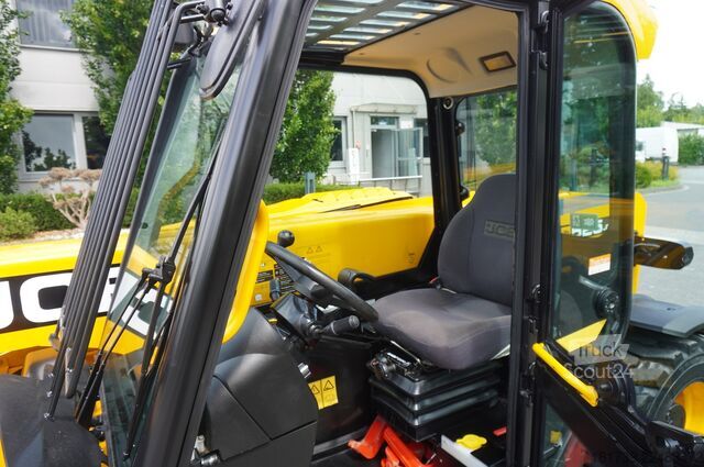 Teleskopski nakladalniki JCB 525-60T5 / 2022 / 860 MTH! / joystick
