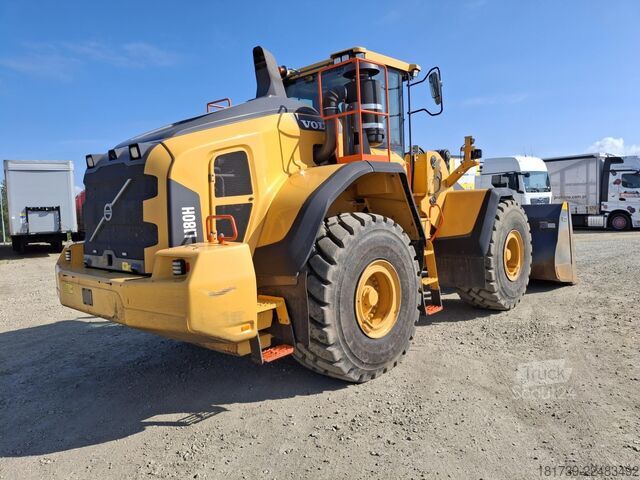 Pala gommata Volvo L180H articulated loader / 1000 MTH!